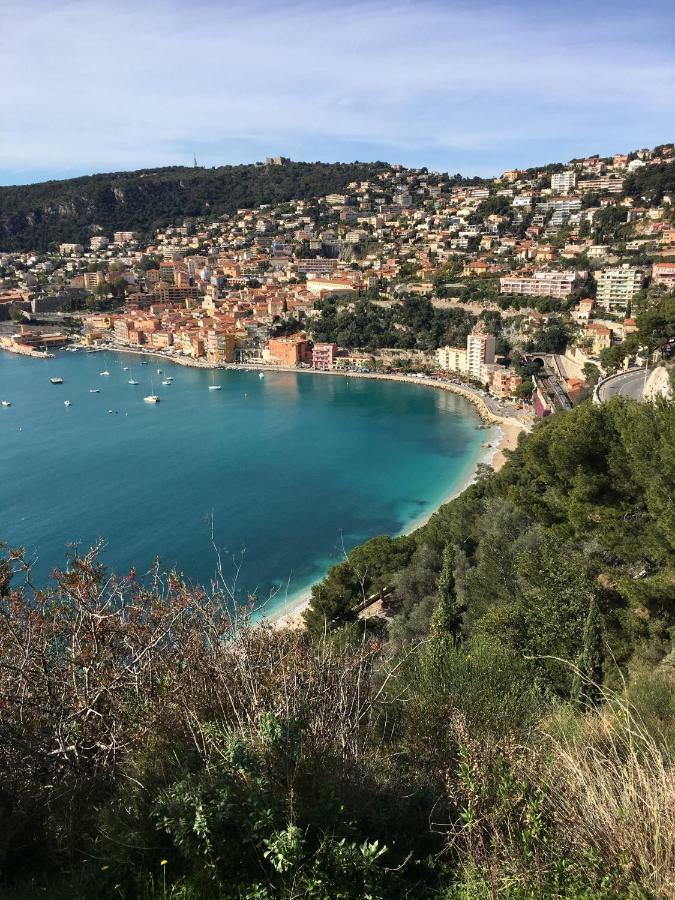 Nyrenoverad Laegenhet Med Havsutsikt Villefranche-sur-Mer Eksteriør bilde